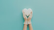 © Cedric - hand in medical gloves heart shape