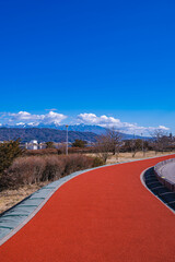 Wall Mural - 諏訪湖畔公園の遊歩道から見る風景　