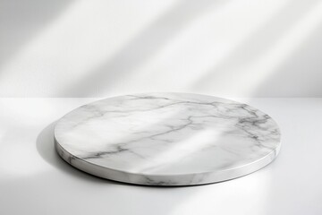Poster - Empty round marble podium on a white surface illuminated by dramatic lighting creates a luxurious and elegant backdrop, perfect for showcasing products
