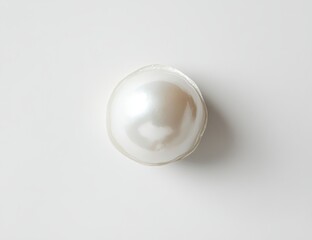Aufkleber - Single, round, off-white pearl on white background.
