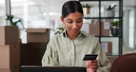 Aufkleber - Small business, smile and woman with card, office and thinking of purchase for stock, boxes and web. Warehouse, entrepreneur and person with credit for supplies, ecommerce and planning for payment