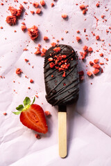 Wall Mural - chocolate ice cream with strawberries