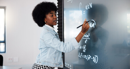 Aufkleber - Education, black woman and student by board in classroom explaining science equation at college. Revision, lecture and female person with physics research for university exam, test or assignment.