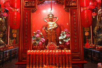 Wall Mural - Buddha statues at Wat Leng Noei Yi (Yaowarat) in Bangkok , Thailand