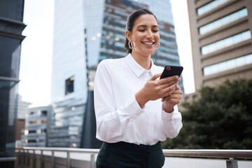 Leinwandbilder - Lawyer, smile or businesswoman in city with phone or online connection for text message or social media chat. Outdoor, happy or legal advisor typing on mobile app for reading good news notification
