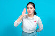© Saddha Visual - Portrait female student making an enthusiastic gesture with her hands