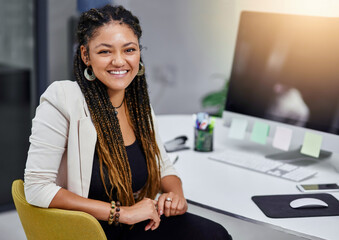 Aufkleber - Portrait, business and woman at desk, computer and confidence with professional. Face, happy person and employee in modern office, smile and pride with administration, organized or personal assistant
