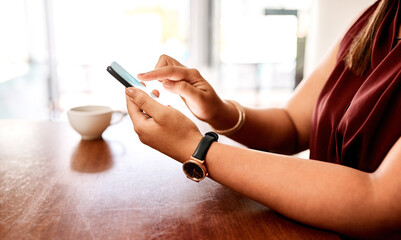 Aufkleber - Business, hands and woman in office, smartphone and typing with online chatting. Closeup, employee and sales agent with cellphone, social media and website info with email for progress report and app