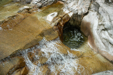 Wall Mural - Rock textures and abstract patterns in streams