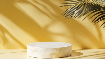 Poster - Empty round marble podium on yellow background casting shadows from palm tree leaves, creating a summery and tropical atmosphere, perfect for showcasing products