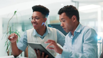 Aufkleber - Business, computer and people with planning on tablet for stock market analysis, currency comparison and strategy. Trading team, trader and talking of investment research and cryptocurrency in office