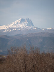 il gran Sasso in lontananza