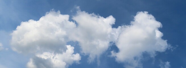 Wall Mural - beautiful cloudscape in blue sky, panoramic view