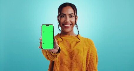 Aufkleber - Happy woman, advertising and phone with green screen for marketing or new app on a blue studio background. Portrait, female person or model with mobile smartphone display or mockup space for UI or UX