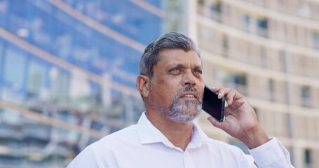 Aufkleber - Senior business man in city, phone call and communication, networking and corporate contact with b2b and discussion. Company executive in urban street, talking on cellphone with connection and tech