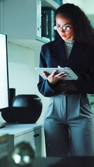 Leinwandbilder - Tablet, research and thinking with business woman in office for project, wireframing layout or product designer. Report update, client feedback and reading with person in agency at night for deadline