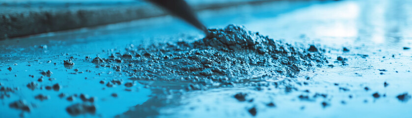 Aufkleber - Self consolidating concrete achieves smooth finish with fluid consistency and minimal vibration