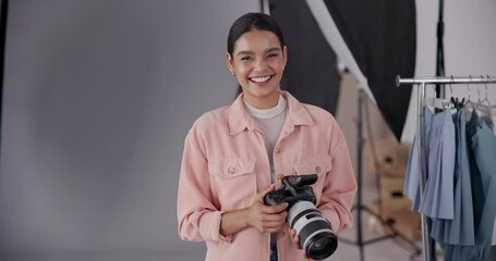 Poster - Photographer, camera or face for photography, media or magazine cover in creative studio. Professional woman, smile or female person backstage for shooting, production and fashion director with lens