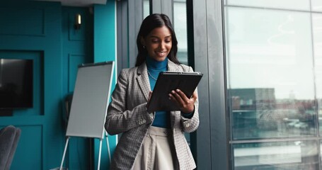 Aufkleber - Office, businesswoman and research with tablet by window, online information and seo for digital agency. Workplace, female person or web designer with smile for software update, review page or scroll
