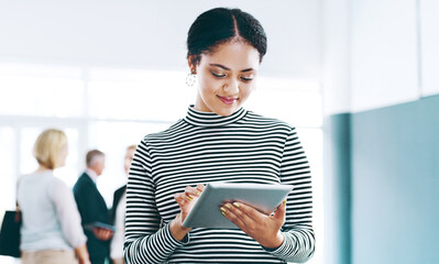 Fototapete - Conference, search and businesswoman with tablet, schedule planning and online registration. Woman, networking and communication consultant in office with digital app for corporate event management
