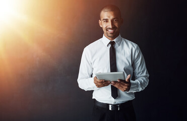 Aufkleber - Portrait, studio or businessman with smile or tablet for finance news or budget planning on dark background. Research, lens flare or happy financial advisor on touchscreen for email or accounting app