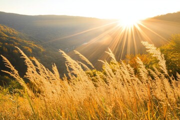 Der Heilige See am Sonnenuntergang bietet ein ruhiges Ufer mit sanftem Gras, das die Stille der Nacht vorausschweben lässt