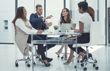 Aufkleber - Discussion, team and business people in office with laptop for company profit growth with investment. Meeting, computer and group of financial advisors with investor for revenue planning together.