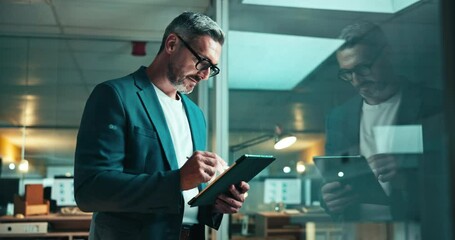 Aufkleber - Online, stylus and man with tablet, office and trader with info for stock market, night and research. Browsing, late and checking for GDP growth, employee and person with app for investor in business