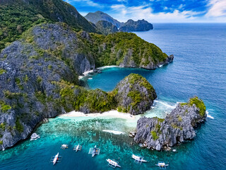 Wall Mural - Palilo Beach on Matinloc Island, Palawan, Philippines