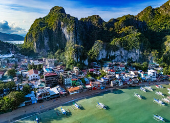 Wall Mural - Aerial view of El Nido on the Island of Palawan, Philippines