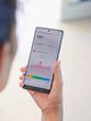 © Яe Life Яe World - Lifestyle Health Concept. People looking graphs and body status values ​​on their mobile phones, which means calorie burn, steps, exercise and heart rate. Exercise and recording through application