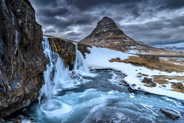 Wall Mural - kirkjufell mountain and waterfall in iceland