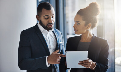 Aufkleber - Collaboration, tablet and conversation with business people in office together for project management or planning. Agenda, discussion and schedule review with man, woman or workplace for b2b teamwork