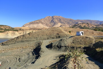 dokan dukan lake with beautiful mountains around in northern iraq, kurdistan
