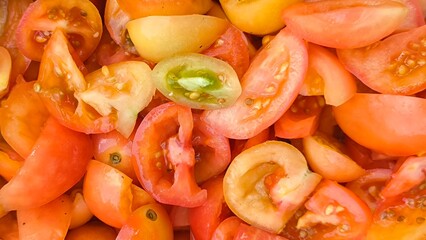 Poster - Sliced ​​tomatoes for background. Prepare tomatoes for cooking.