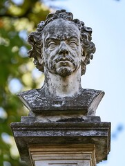 Aufkleber - Historical Bust Sculpture with Classic Details and Lifelike Expression in Natural Setting : Generative AI