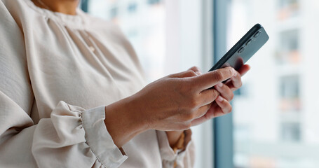 Aufkleber - Hands, texting and phone for business woman in modern office with communication, contact and networking. Person, smartphone and typing with search, mobile app and email notification in workplace