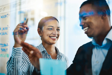 Aufkleber - Office, meeting and glass wall for writing, smile and erp notes with schedule planning. Man, woman and feedback for business, teamwork and collaboration for partnership or b2b project management