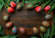 © zchris22 - Piccole uova di Pasqua su assi di legno.