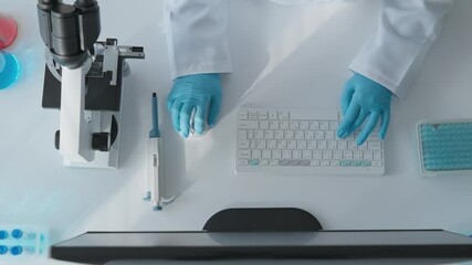 Aufkleber - Scientist Analyzing Samples with Microscope in Laboratory Setting