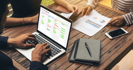 Fototapete - project planning software for modish business project management on the computer screen showing time