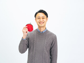 Poster - お金、貯金、マネー、お得、財テク、賃上げ、男性、日本人、ポジティブ、嬉しい、喜ぶ、ラッキー、チャンス、ボーナス、給料、お小遣い、カジュアル、普段着、私服、プライベート、フリーランス、パパ、お父さん、ミドル、ミドルエイジ、中年、30代、40代、おじさん、投資、資産運用、おトク、貯蓄、収入、副業、稼ぐ、儲かる、財布、笑顔、買い物、ショッピング、セール、キャンペーン、キャッシュバック、値下げ、ポイント、