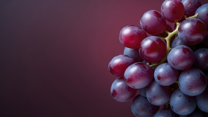 Aufkleber - Close-up of vibrant red wine grapes, aerial view, showcasing fresh organic grapes, textured fruit backdrop, nutritious healthy options.