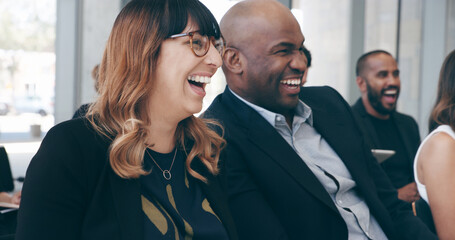 Aufkleber - Business, presentation and people with laughing in audience for corporate training, ice breaker and funny conference. Workshop, group and happy for employee engagement, financial joke and work event
