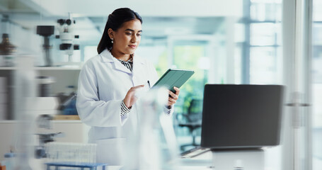 Aufkleber - tablet, woman and scientist in laboratory for research on healthcare innovation with biomedical engi