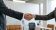© Oor - Business Agreement: A Handshake for Success