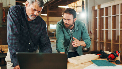Aufkleber - Carpentry, meeting and men in workshop on laptop for furniture, restoration and lumber manufacturing. Construction, computer and carpenters planning with planks, timber and board for renovation