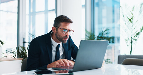Aufkleber - Man, lawyer and typing with laptop, stress and legal review with info, problem solving or update in office. Person, attorney or advocate by pc, report or thinking with lead for court case at law firm