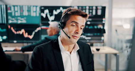 Aufkleber - Man, headset and talking with computer of trading plan, stock market increase and review financial growth. Trader, discussion and help with problem solving advice, value update and monitor investment