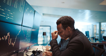 Aufkleber - Man, headache and stock market trading with monitor in office, stress and mistake with value crash. Person, computer screen and migraine with pressure, charts and lost profit at investment agency
